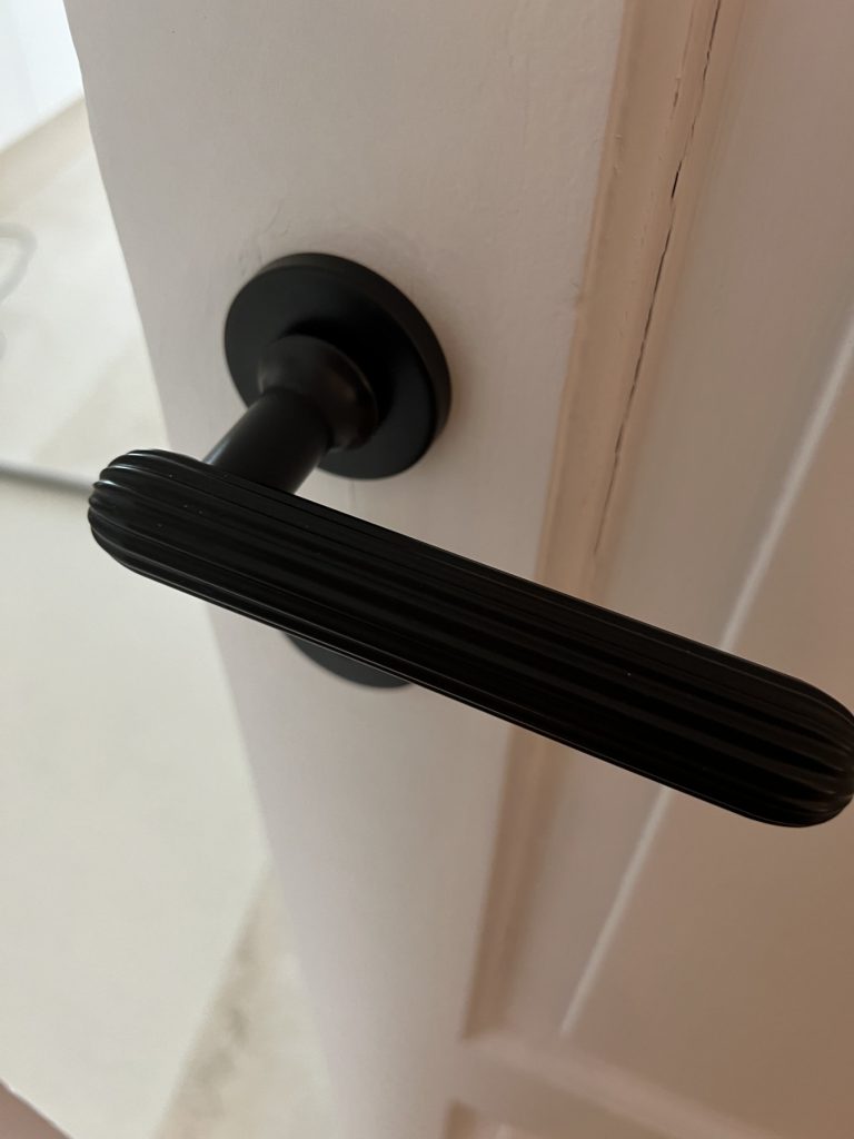 Poignée de porte noire design